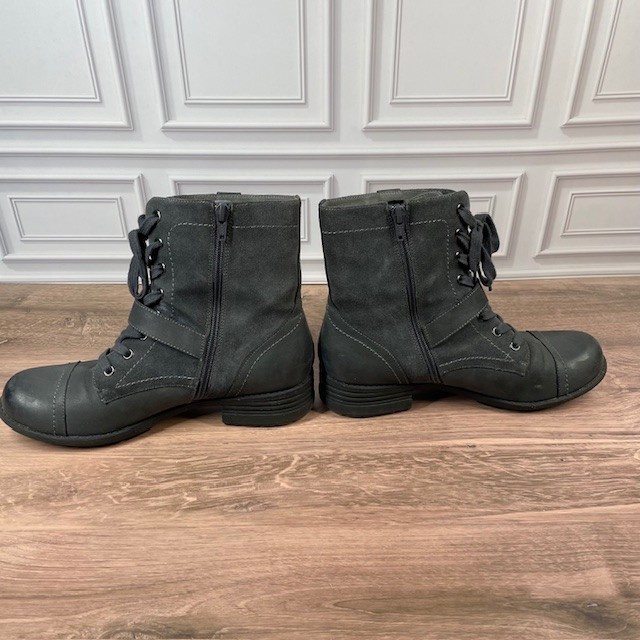 ABEO Verity Leather Combat/Moto Boots Lace Up Buckle Accent EUC Gray Size 9.5N
