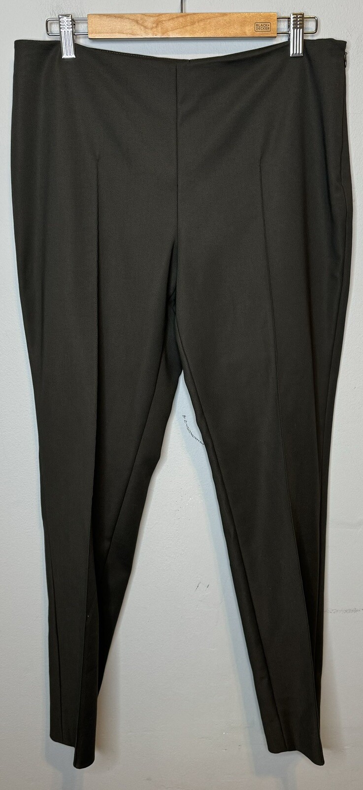 Akris Pants Size 10 Grey Womens Gray Side Zip Pleated Trouser Tapered Stretch