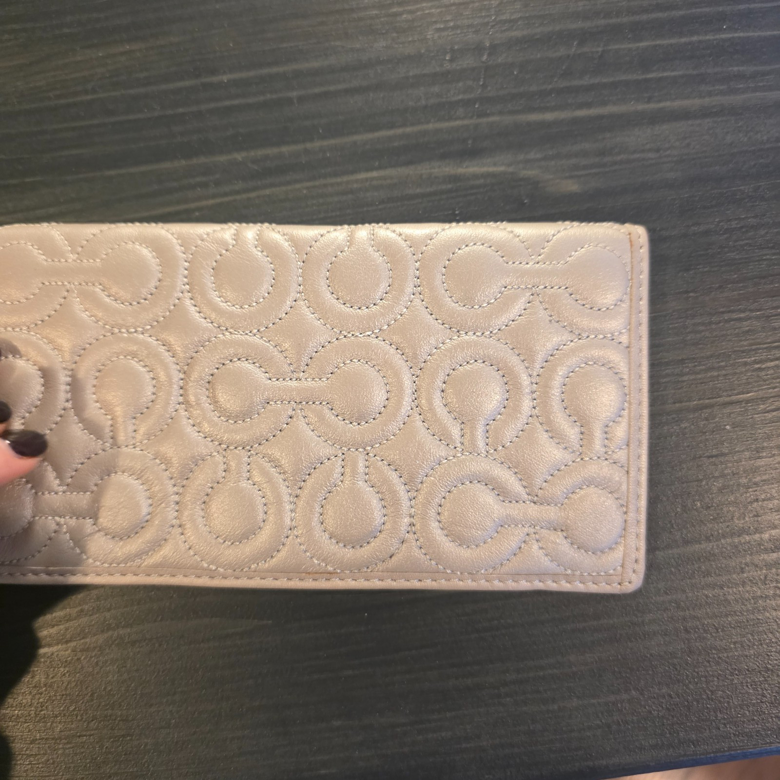 New – Coach Checkbook Holder – Quilted Silver Classic Pattern