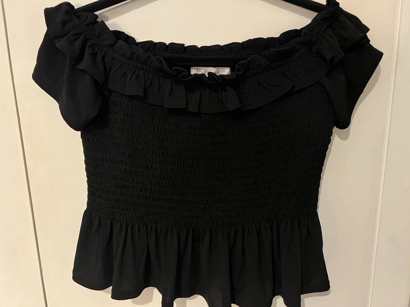 NWT BCBGeneration Women’s Sz Medium Black Off The Shoulder Top Smocked Ruffle