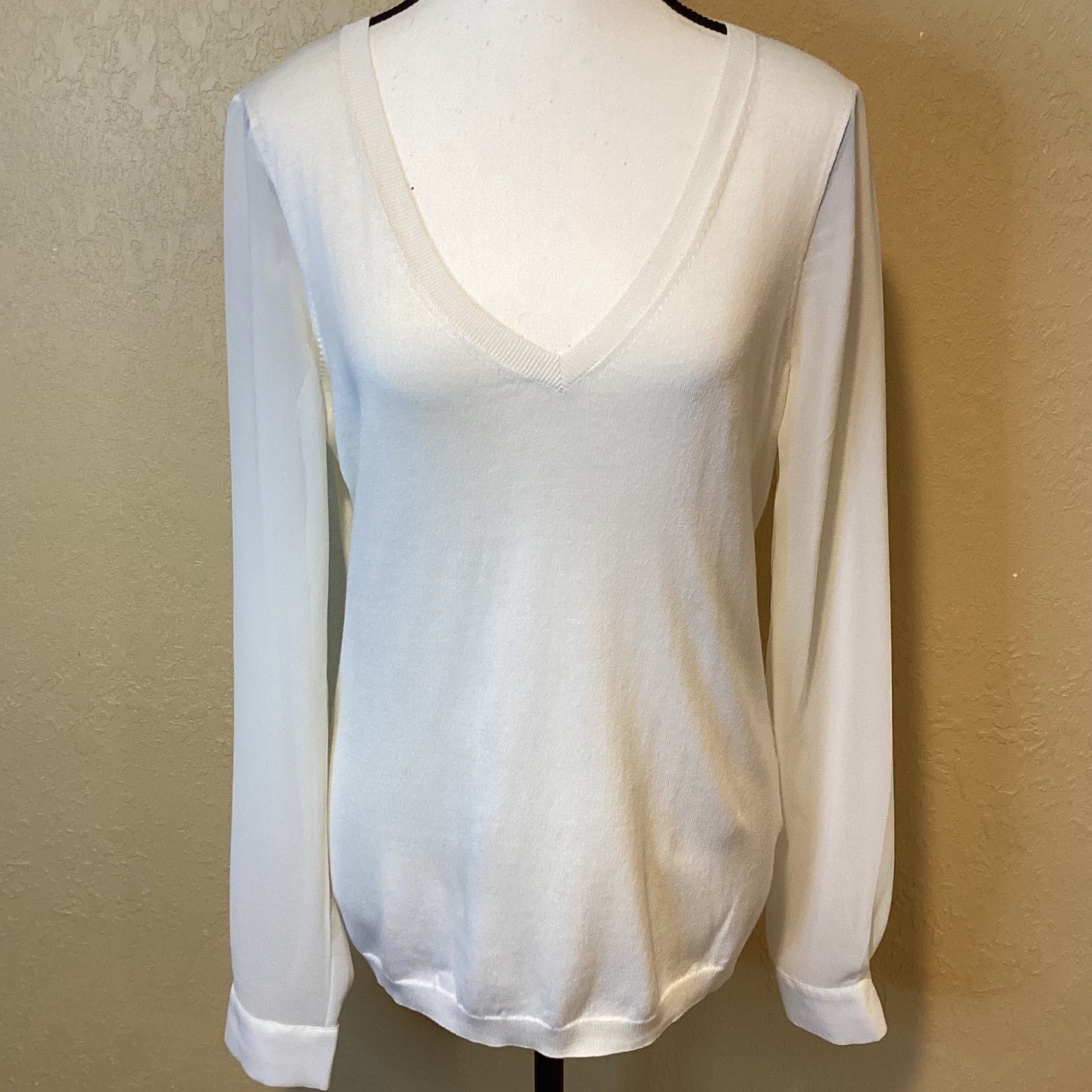 BANANA REPUBLIC NWT Ivory Long Sleeve Sheer Silk Knit Tunic Sweater Size Medium