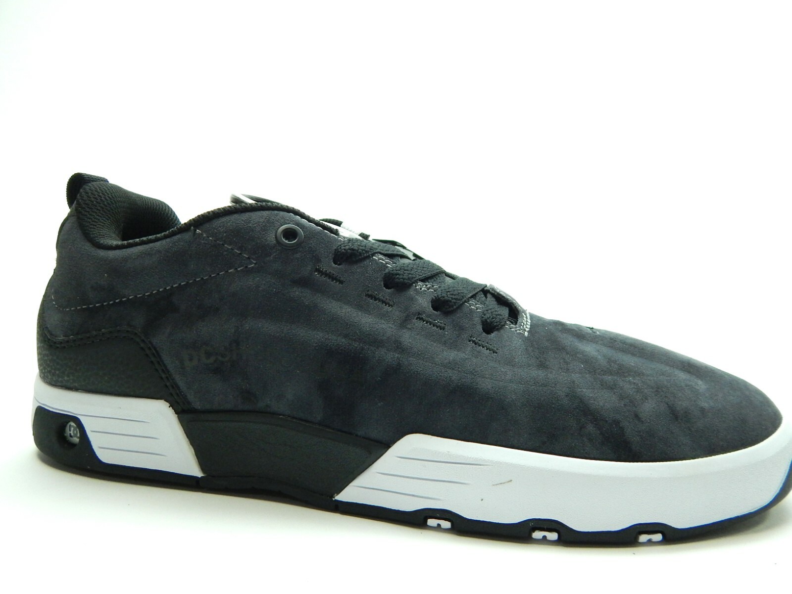 DC LEGACY 98 VAC SE MEN SHOES SIZE 13 WITHOUT BOX