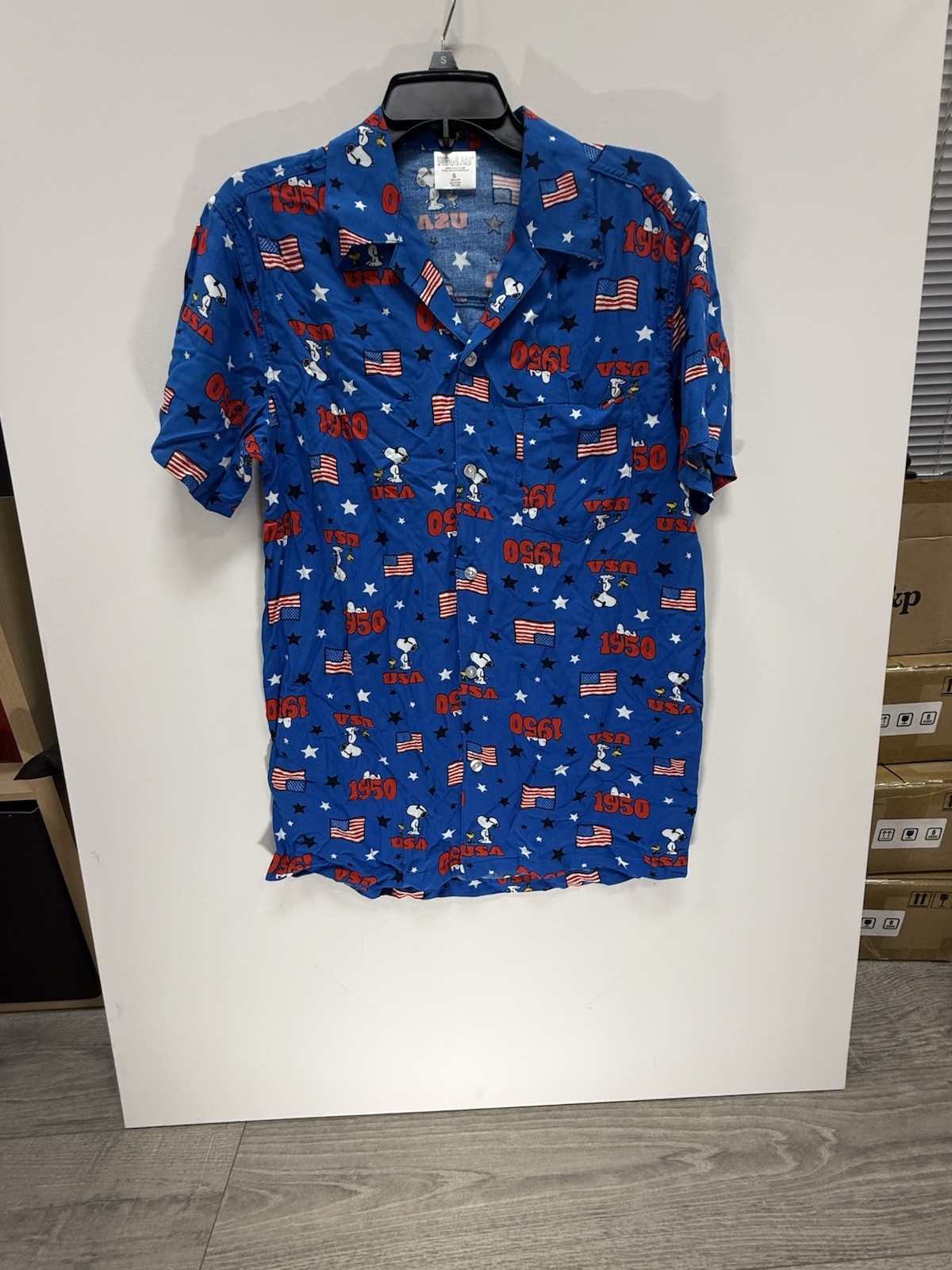 Peanuts Snoopy and Woodstock Patriotic Short Sleeve Men’s button down- New!!
