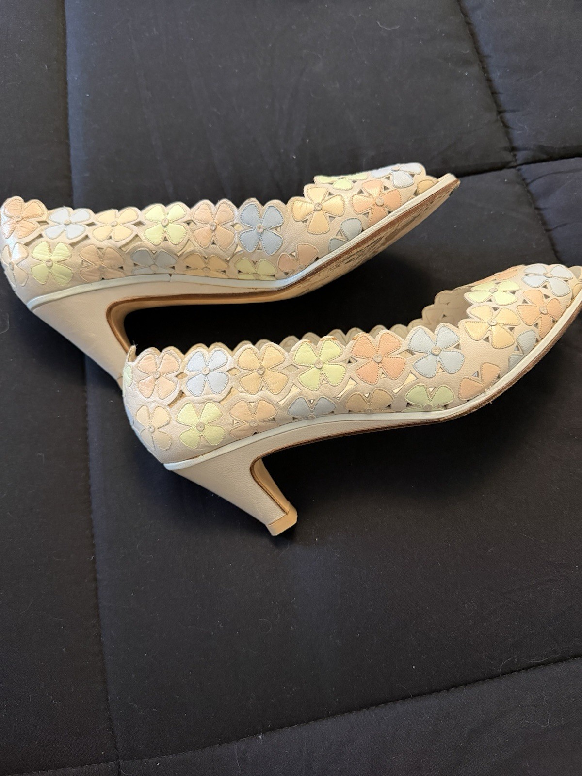 VTG Andrea Pfister Pastel Flower Pumps 39.5