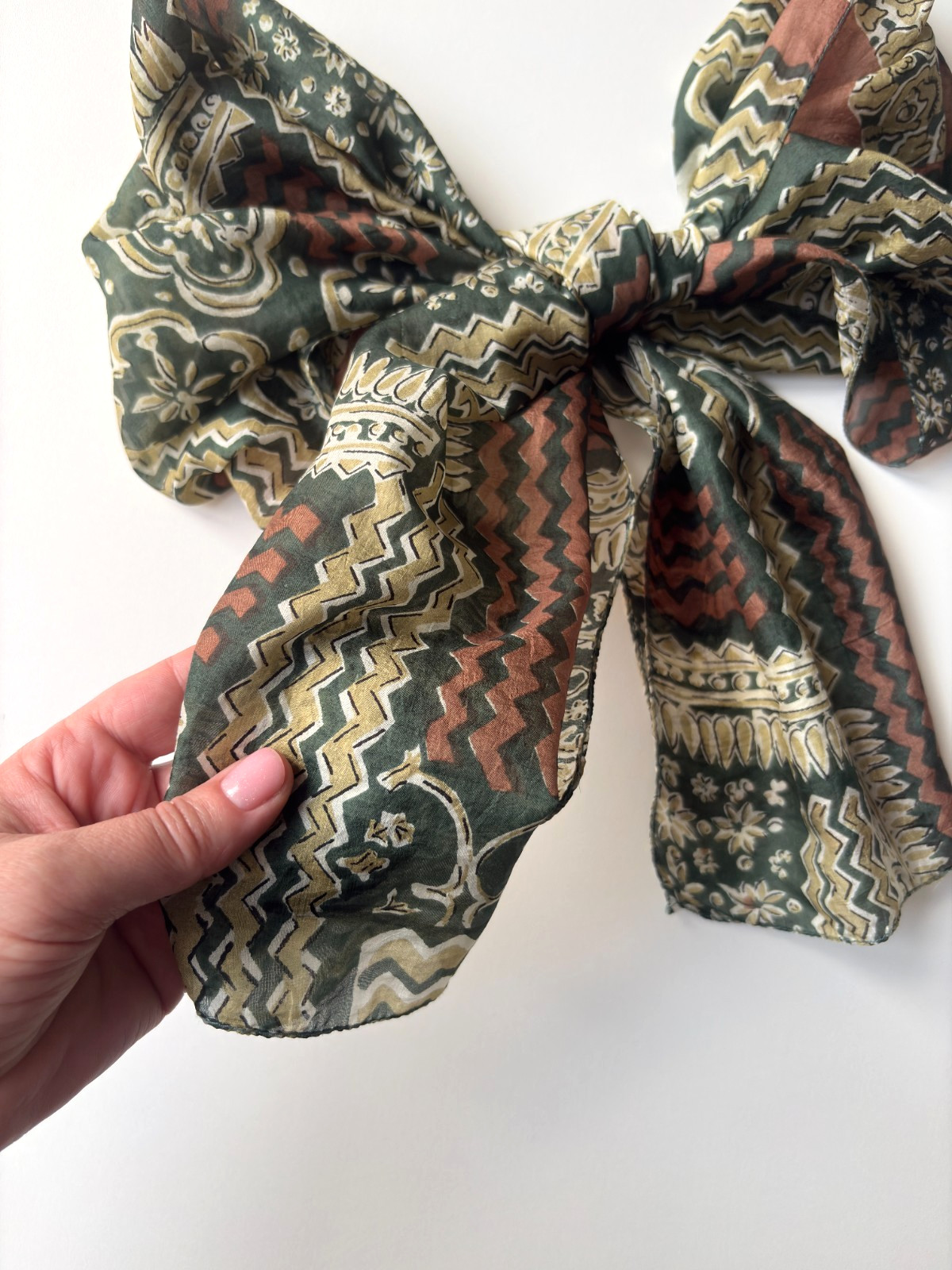 Vintage Silk Scarf Green Abstract Boho Ethnic Floral Designer Luxury Wrap, 34
