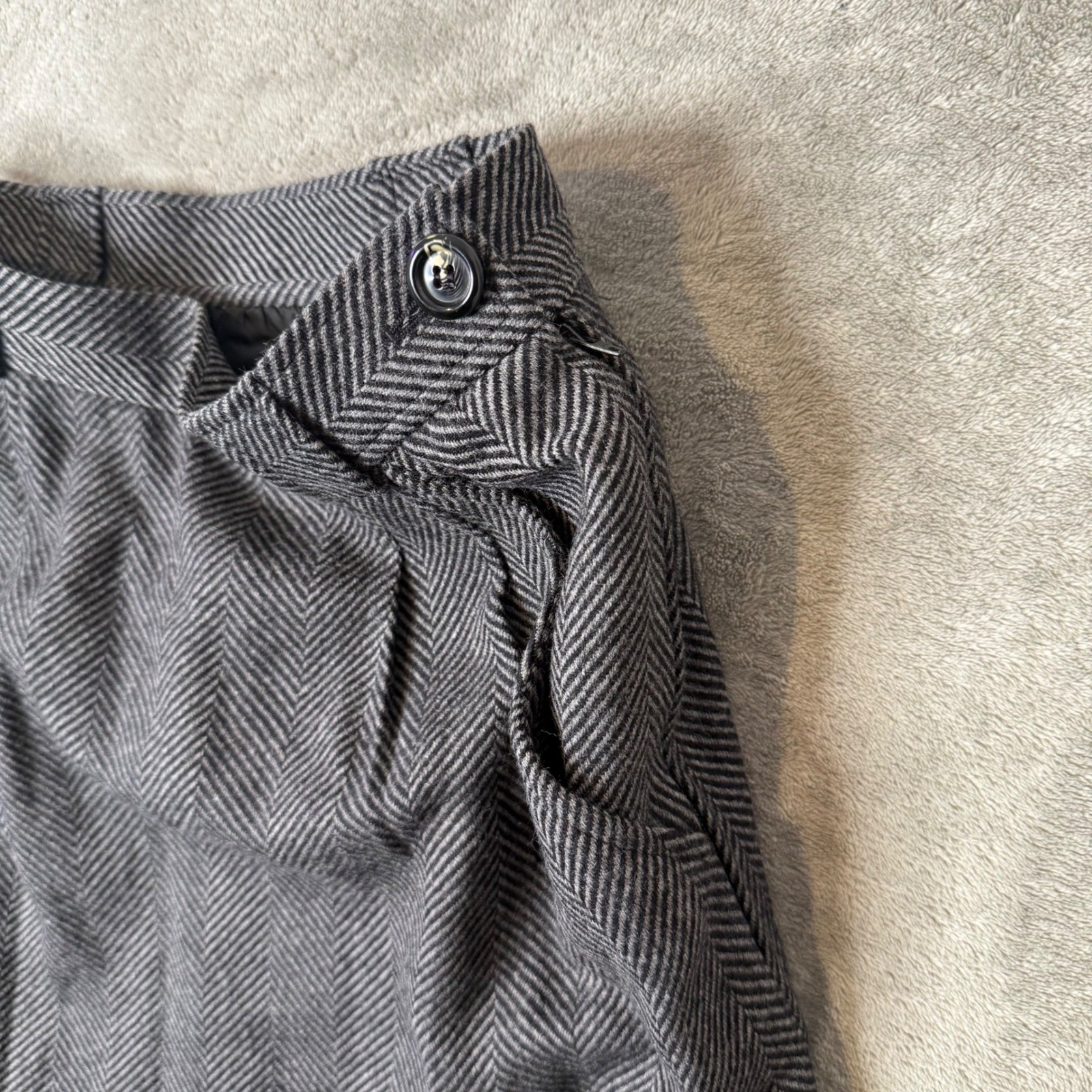 Vintage Yves Saint Laurent Variation Wool Herringbone Midi Skirt Gray Size 40
