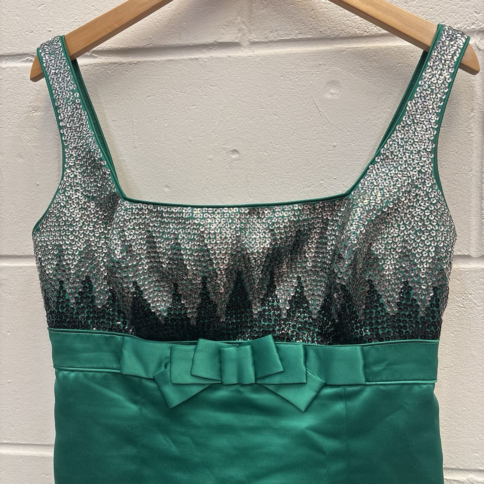 Debut Emerald Green Sequin Bodice Cocktail Party Dress Size 12 Occasion Prom