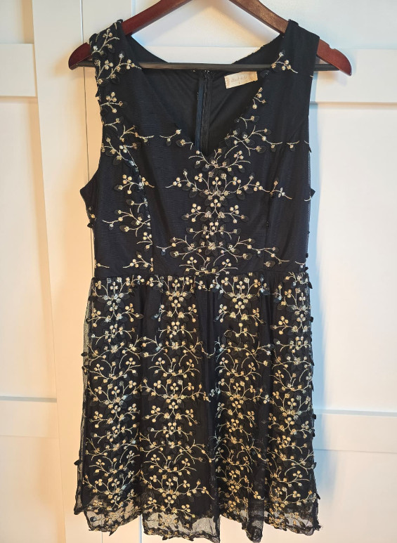 Altar’d State Black Embroidered Dress Womens L Mesh Lace Cocktail Wedding Guest