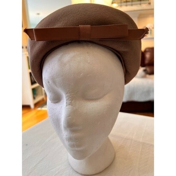Vintage Hat Tan Beige with Bow Peachfield Imported Velour Union Made