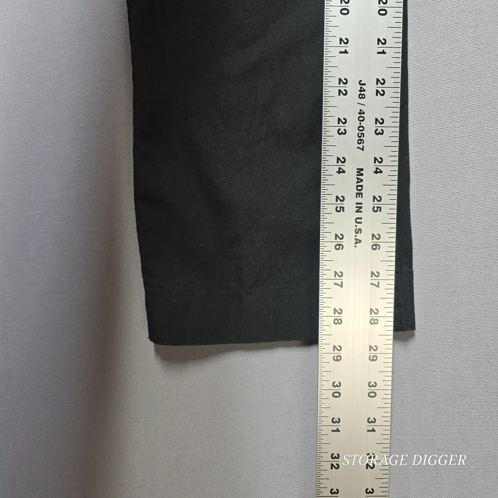 Talbots Women’s Black Classic Side Zip Straight Leg Mid Rise Pants Size 6