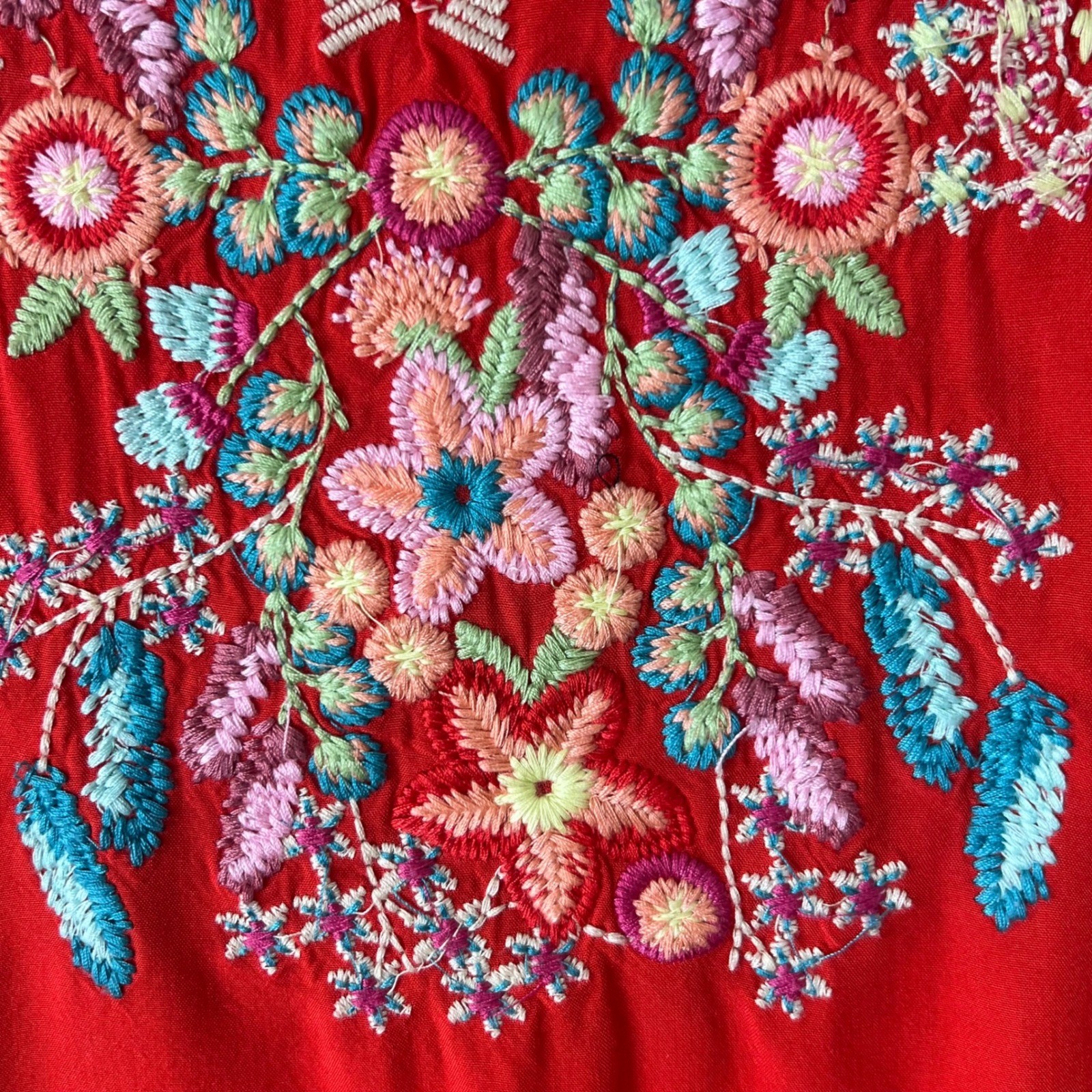 Solitaire L Embroidered Blouse Red Boho Floral V-Neck Top Peasant Festival Folk