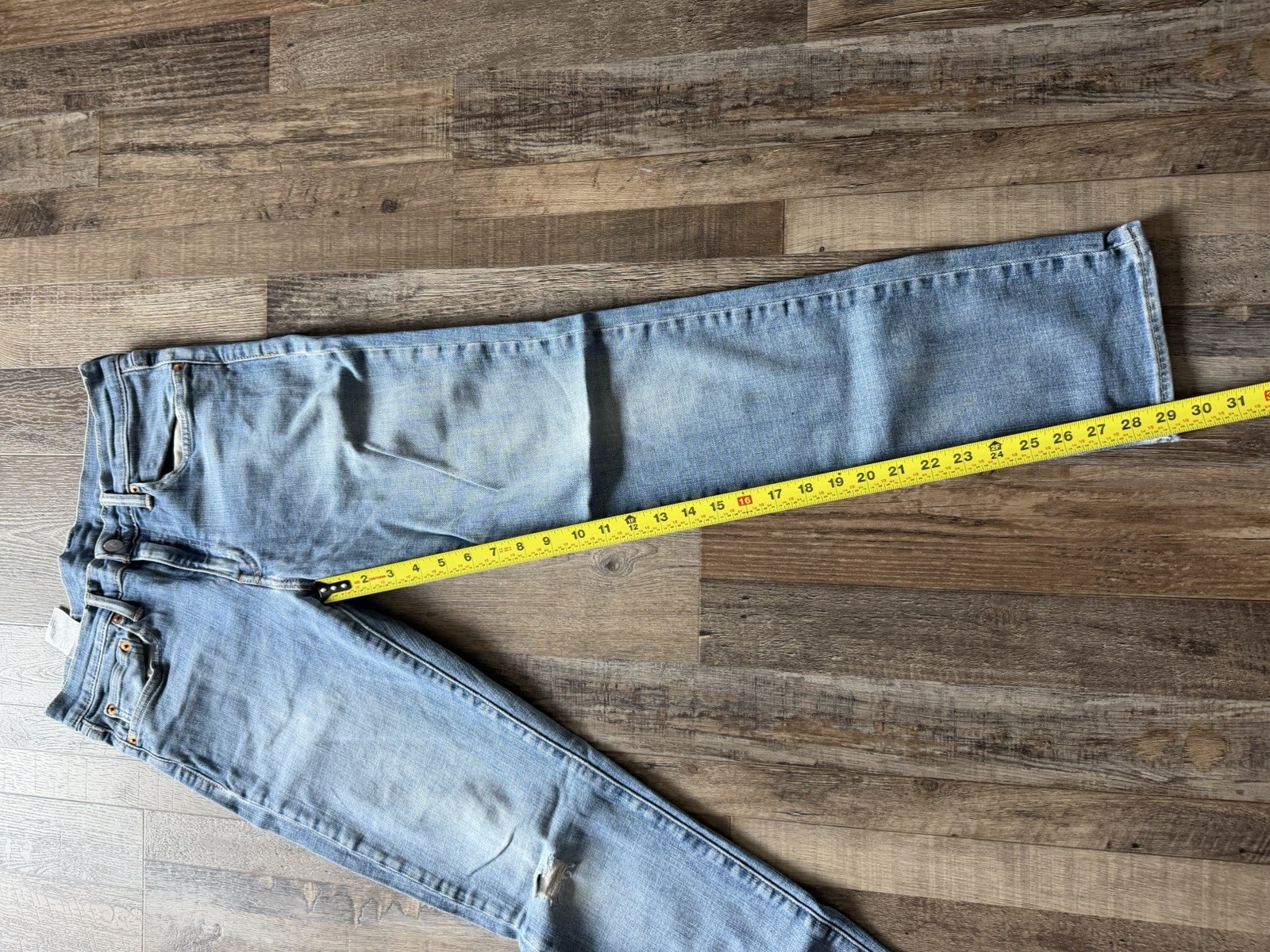 Men’s 32×32 Levi’s 511 Jeans Light Blue (Hole In Right Knee)