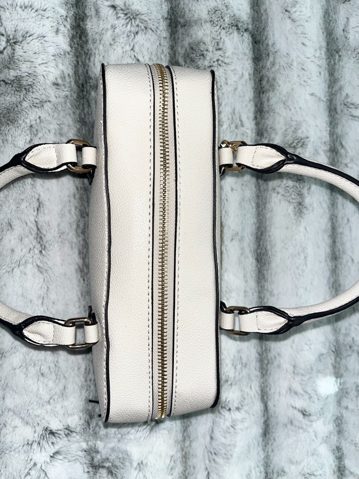 ♡ Nine West Small White Cream Shoulder Bag Chic Luxury Classic Elegant Purse ♡
