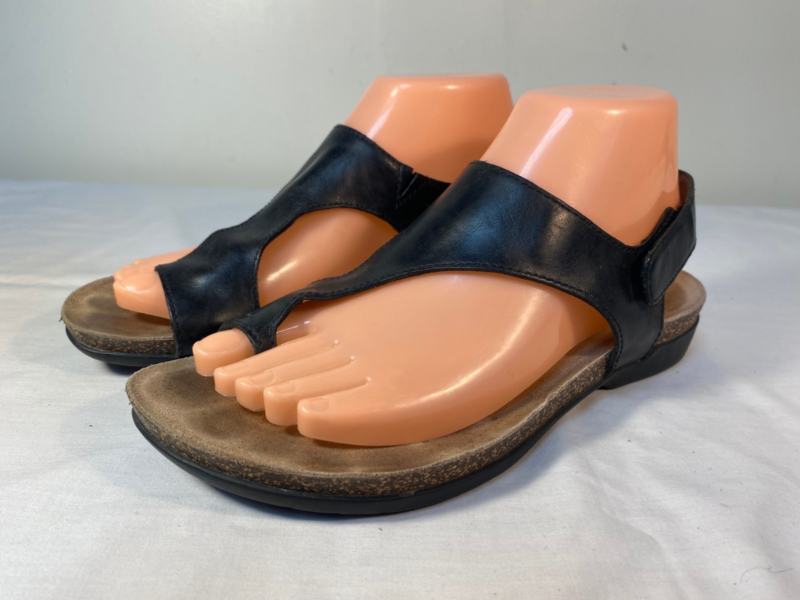 DANSKO Reece Waxy Sandals Women’s Black Leather – EU 37 (US 6.5-7)