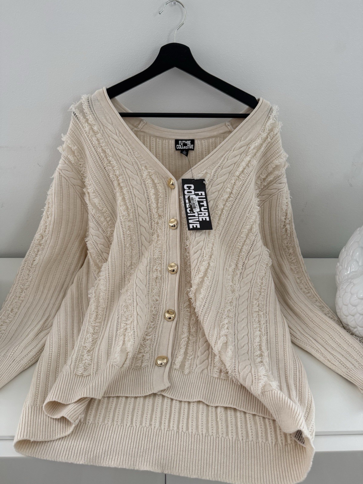Future Collective Women’s Beige Cable-Knit V-Neck Button Cardigan Sweater L
