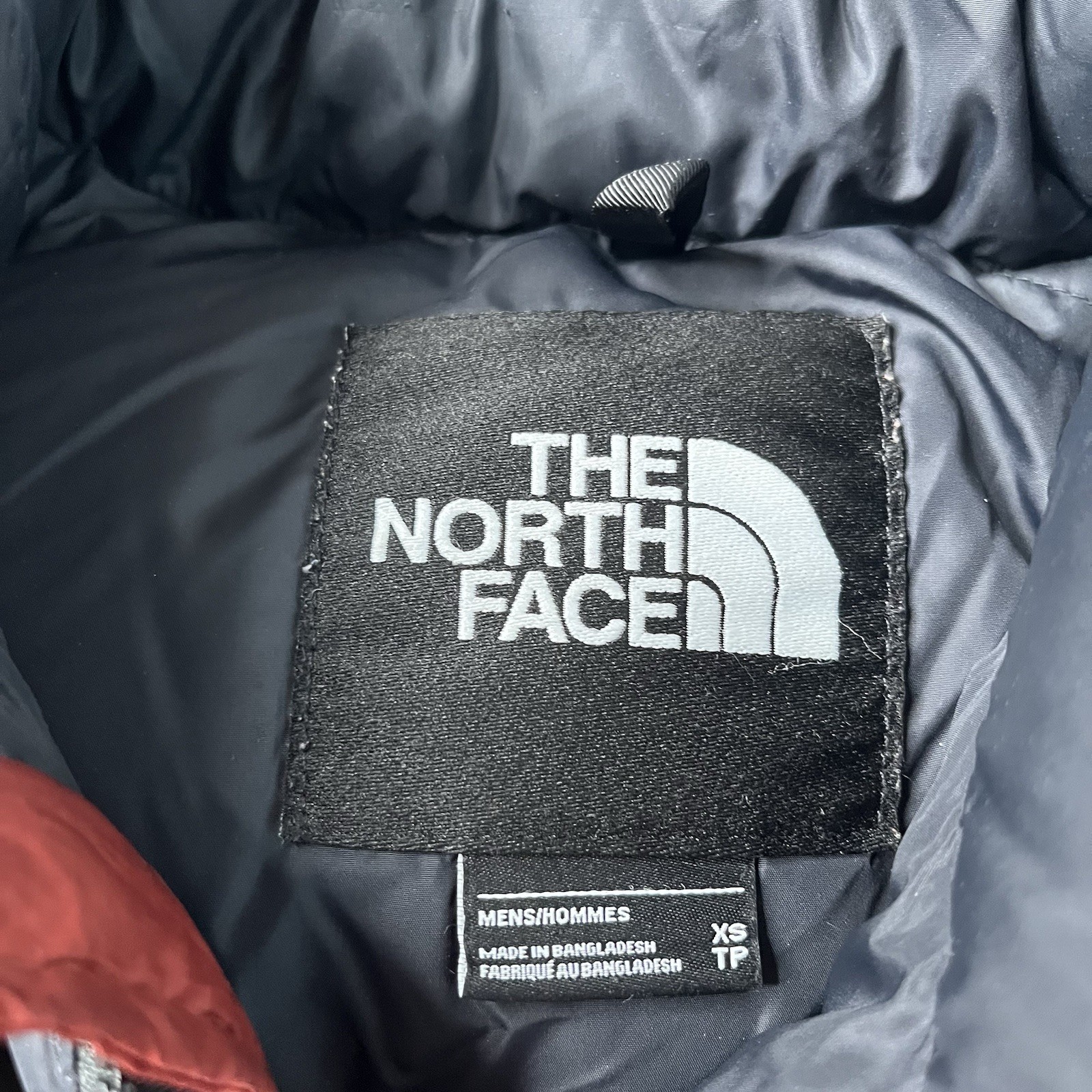 The North Face Nuptse 700 Down Fill Puffer Jacket Mens XS Black Red Full Zip