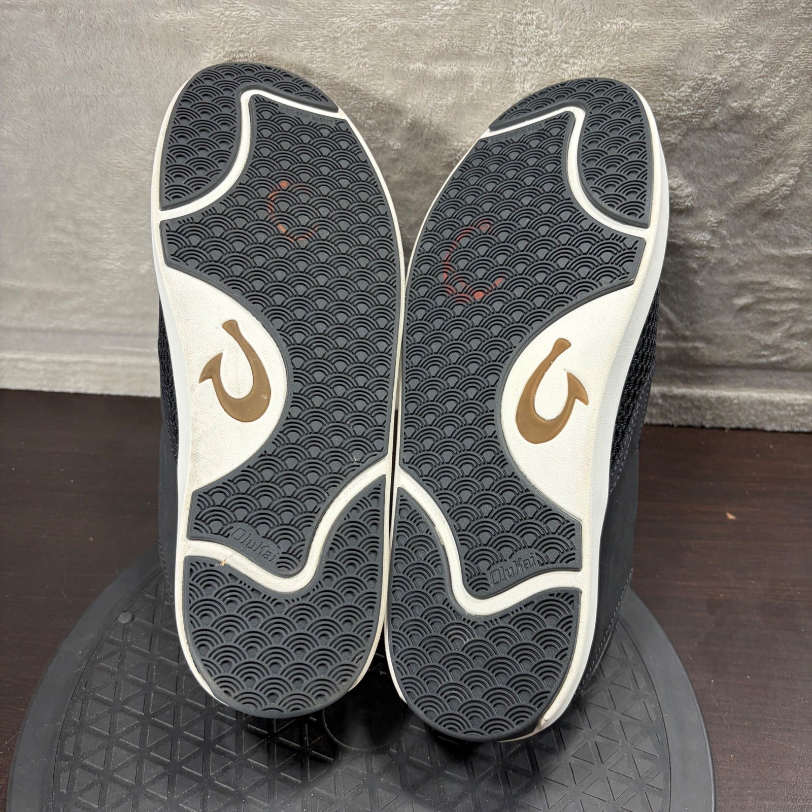 OluKai Lae’ahi Black Mesh Slip On Casual Sneakers Mens Size 10.5 EUC