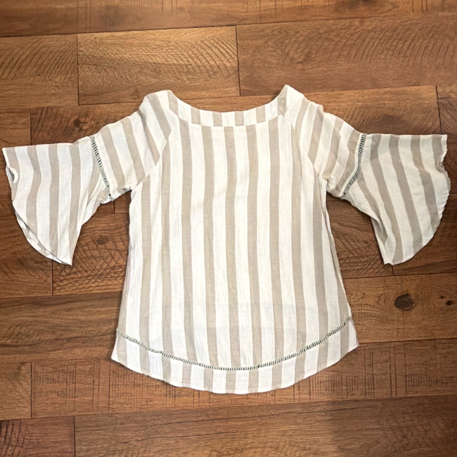 Listicle Women’s White/Beige Striped Scoop Neck Bell Sleeve Pullover Blouse S