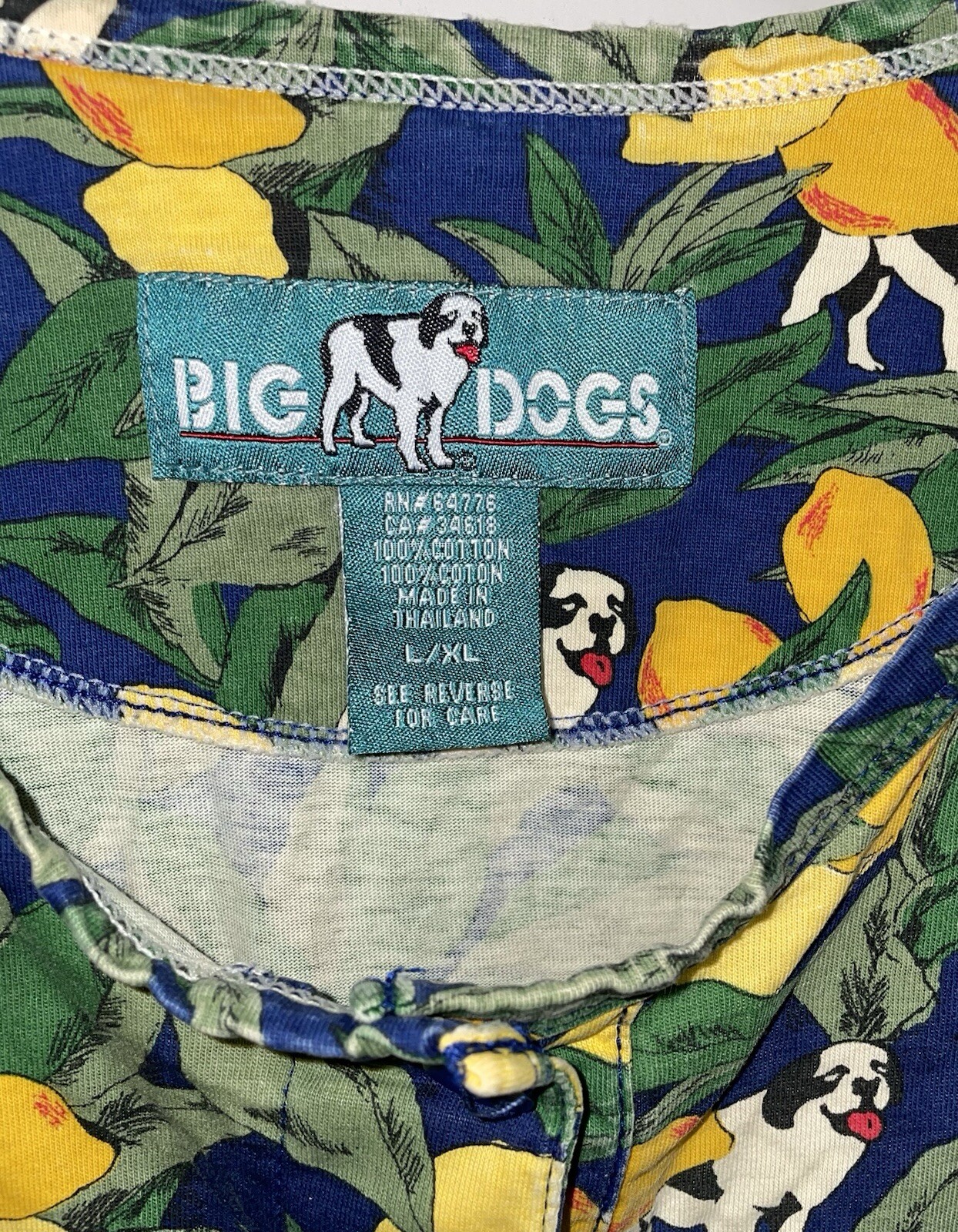 Vintage Big Dogs Men’s Large XL All Over Print Hawaiian T-shirt 3 Button