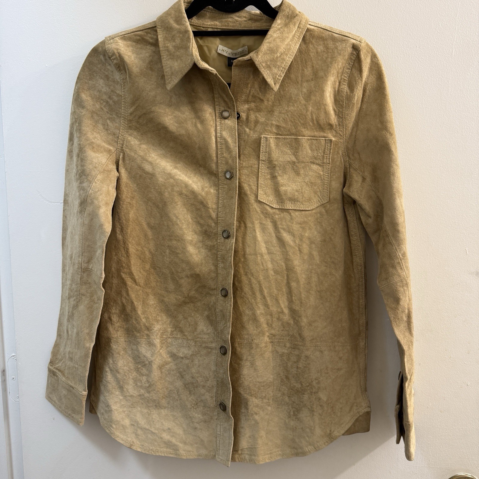 NWOT My TRIBE USA Women’s Suede Leather Shirt Jacket Size S Beige Snap Shacket