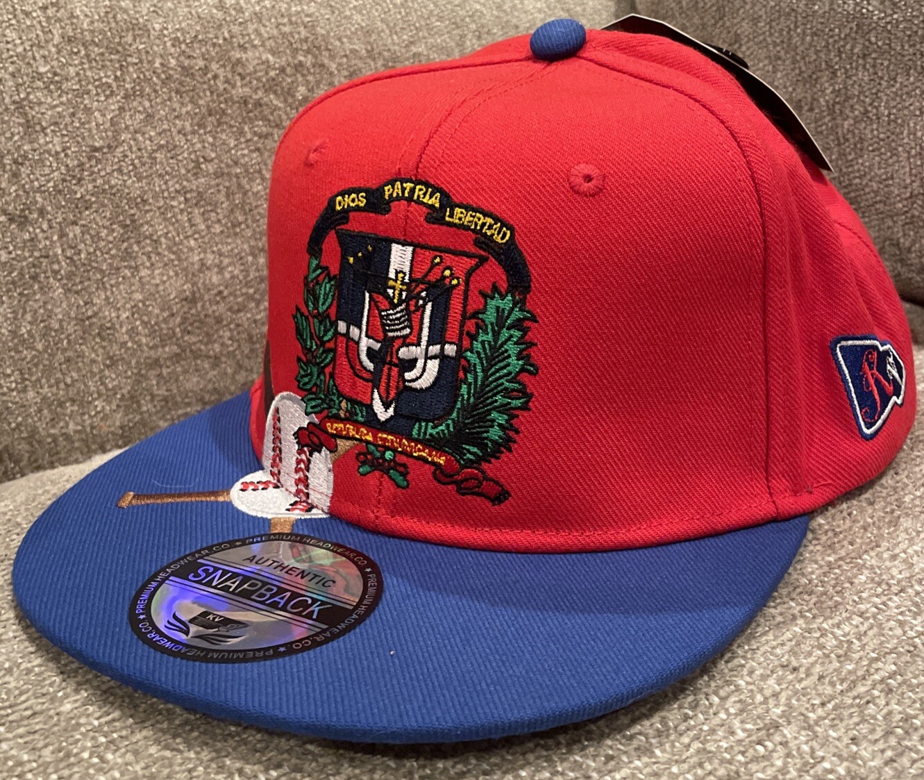 Dominican Republic Red Baseball Hat cap Gorra limited new DR Shield And Flag