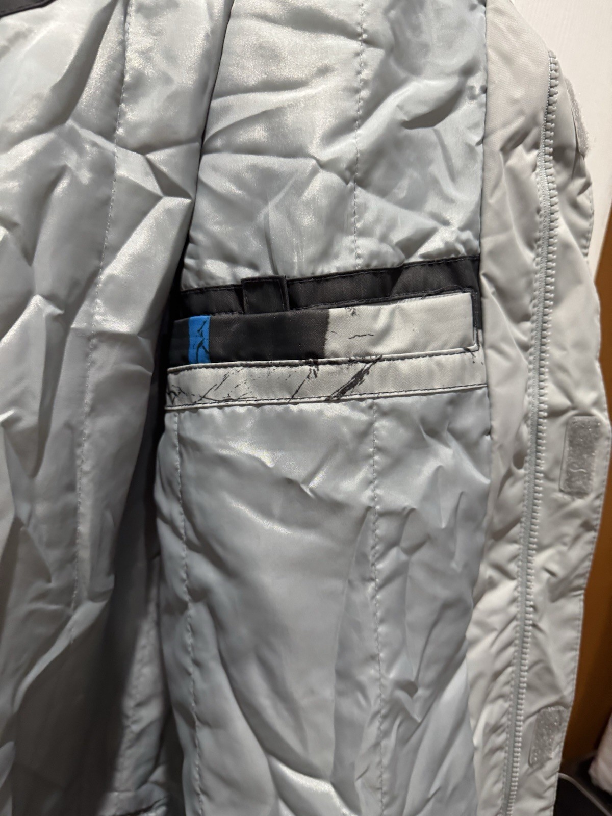 Quiksilver Jacket Mens Large Gray Striped Tech 10.000MM Hooded Snowboard Ski Y2K