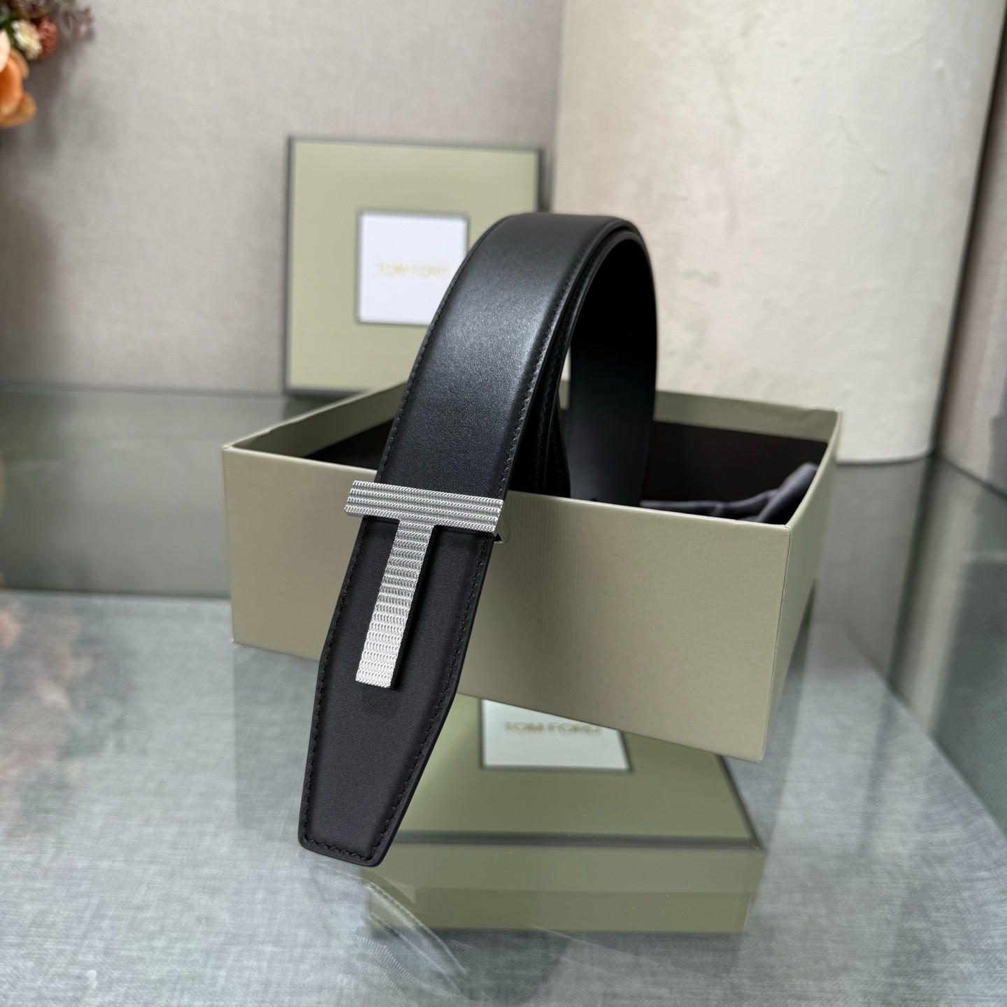 Authentic Tom Ford Reversible Leather T-Buckle Belt Luxury Designer Fashion