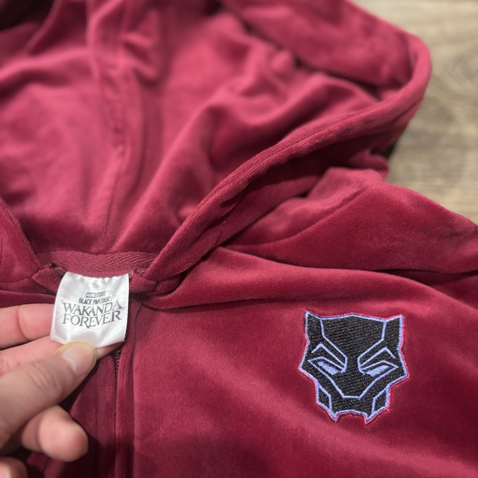 Marvel Wakanda Forever Zip-Up Hoodie – Berry Red – Black Panther – Junior XL