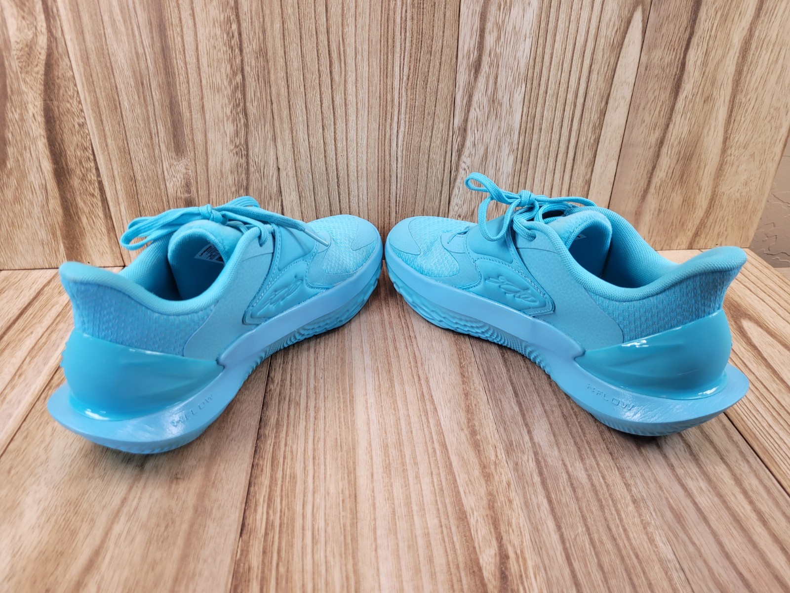 Under Armour Curry Fox 2 World Tour Basketball Shoes 6000777-400 Mens 8 NICE