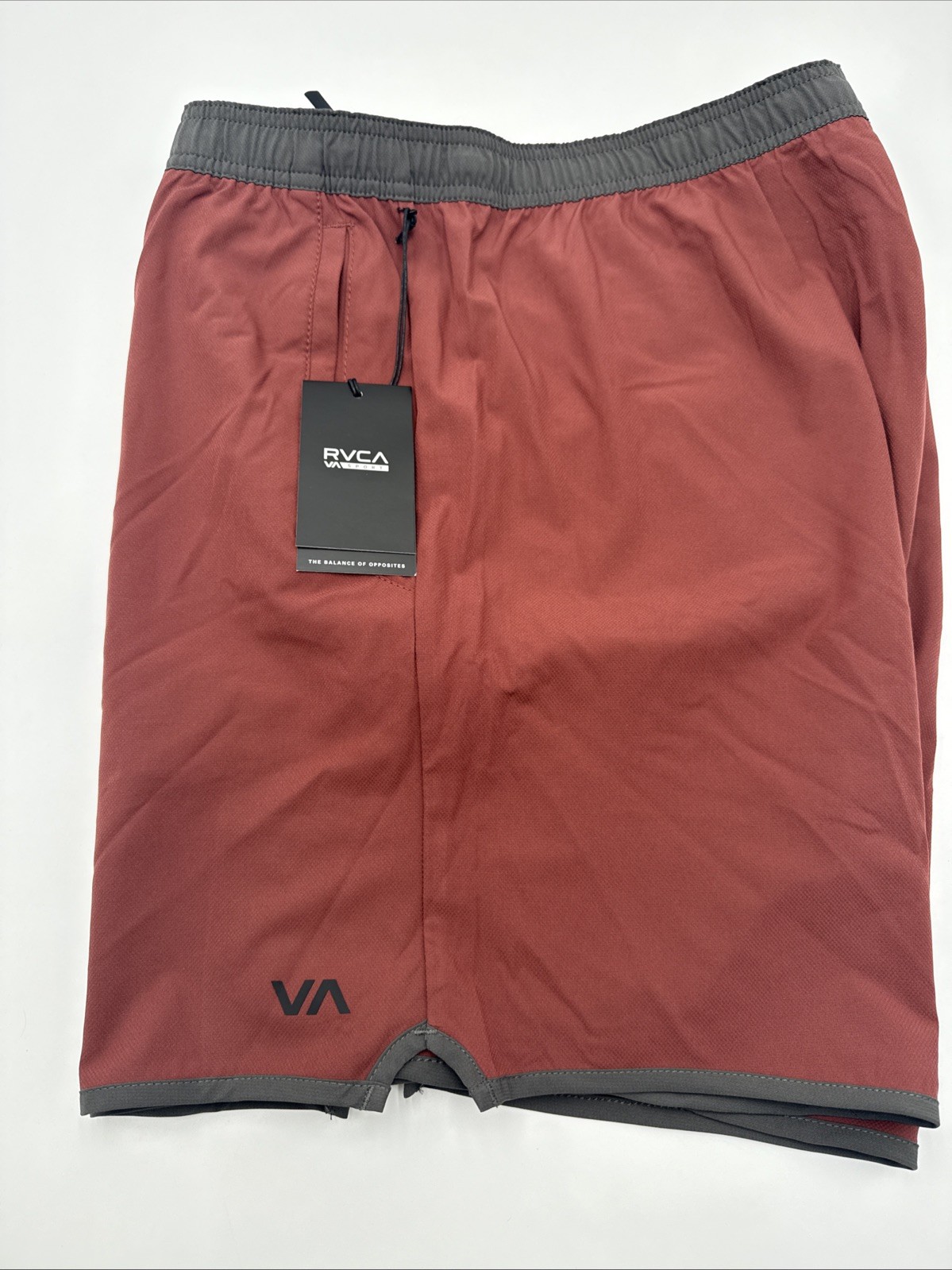 $70 RVCA Men’s Yogger Stretch Contrast 17 Shorts-Red Earth-Medium-New With Tags