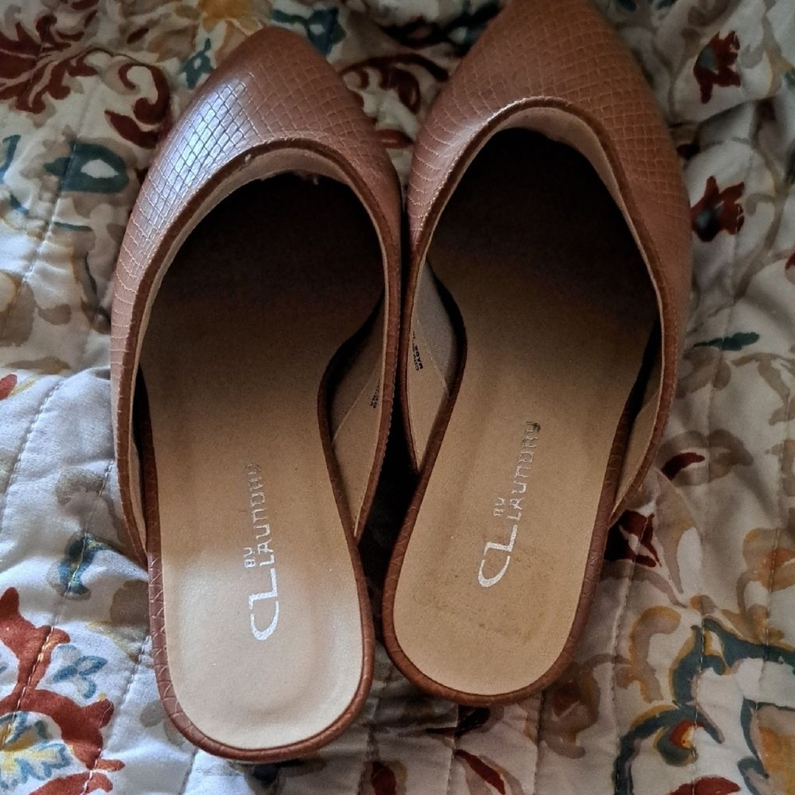 CL by Laundry Brown Mules with Textured Leather