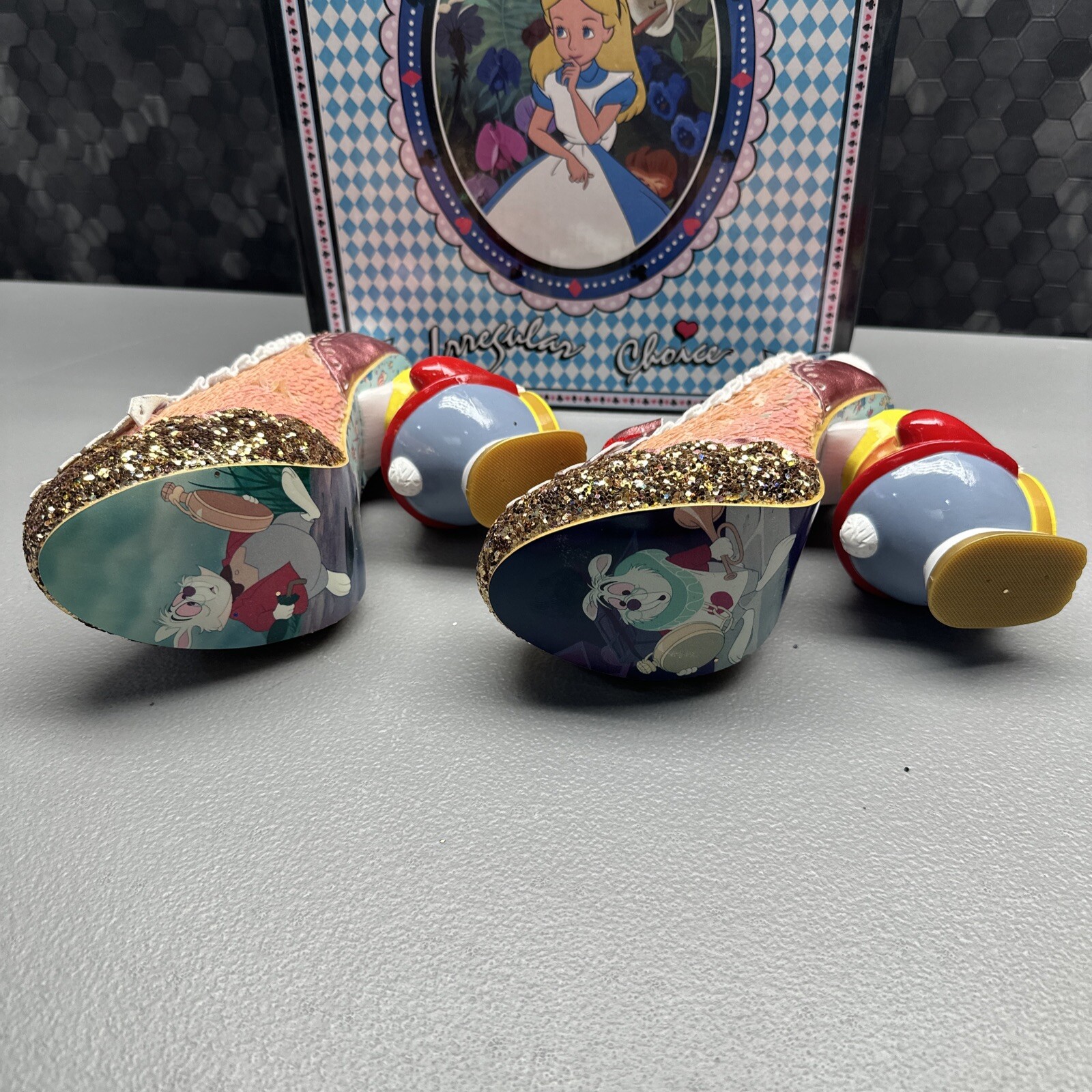 Alice In Wonderland Irregular Choice WHITE RABBIT SHOES NEW IN BOX SIZE 35
