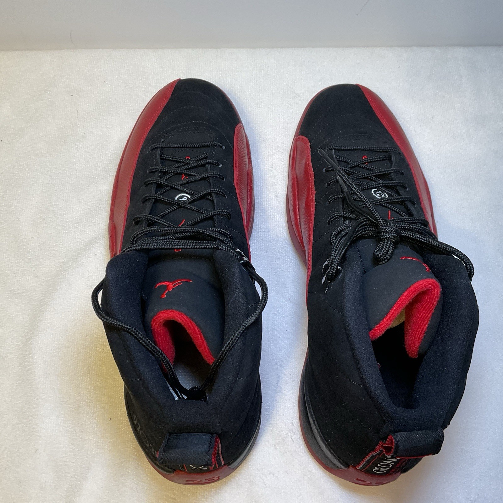 Air Jordan 12 Retro 2009 Flu Game 130690-065 *MISMATCH* size 10.5 (R) & 11 (L)