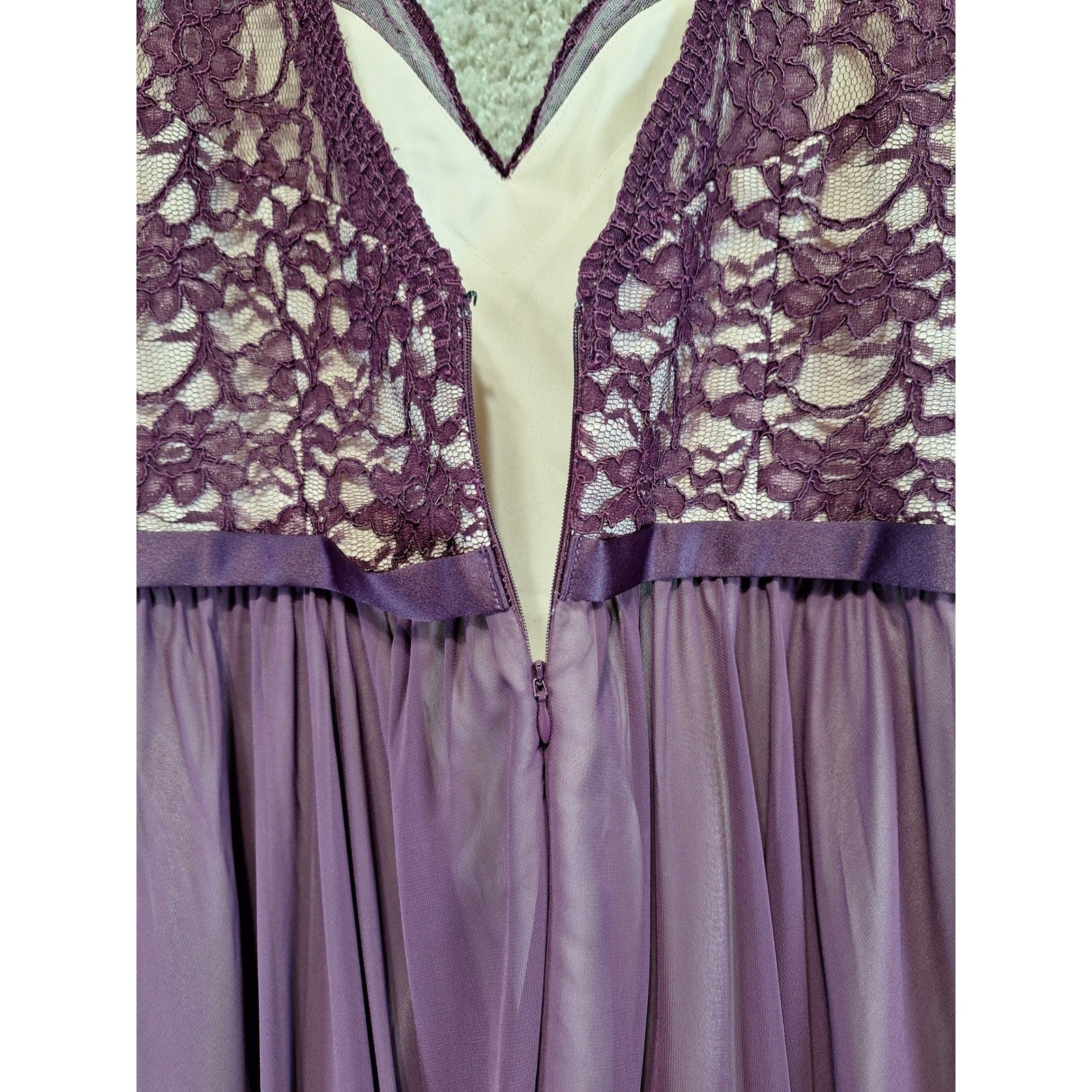 Mori Lee Dress Women 12 Purple Madeline Gardner Lace Bodice Floral Maxi Evening