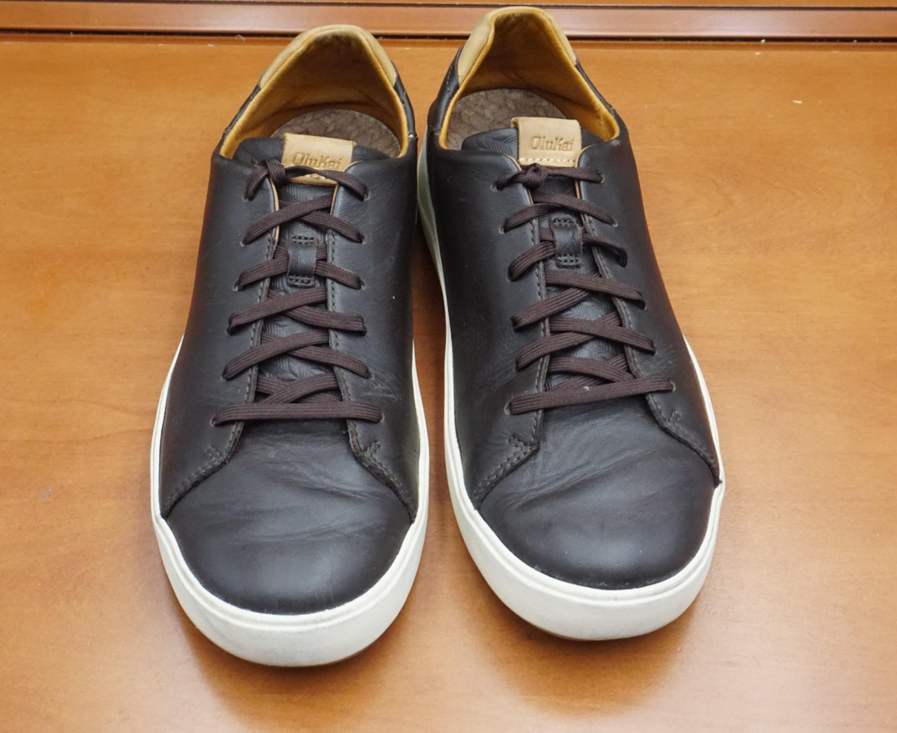 OluKai LAE’AHI LI’ILI Shoes Mens Size 10 Brown Leather Low Top Casual Sneakers
