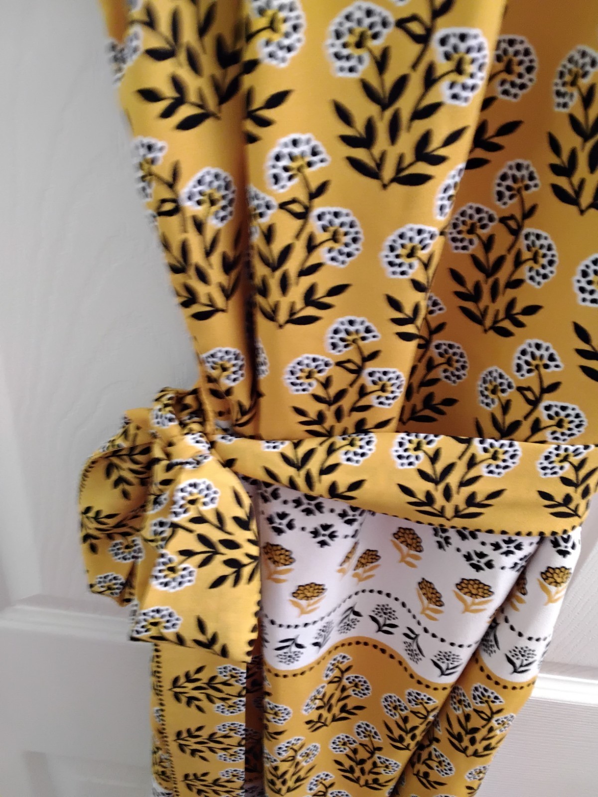 Ann Taylor Mustard Yellow Multi Floral Tie Waist Dress Women M