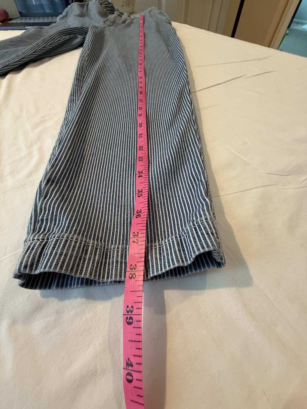 Universal Thread Blue/White Striped Light Wash High-Rise Tapered Stretch Jeans 8