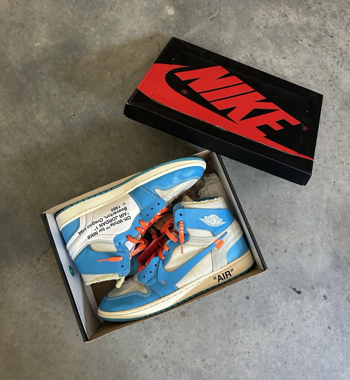 Nike Air Jordan 1 off white unc sneakers
