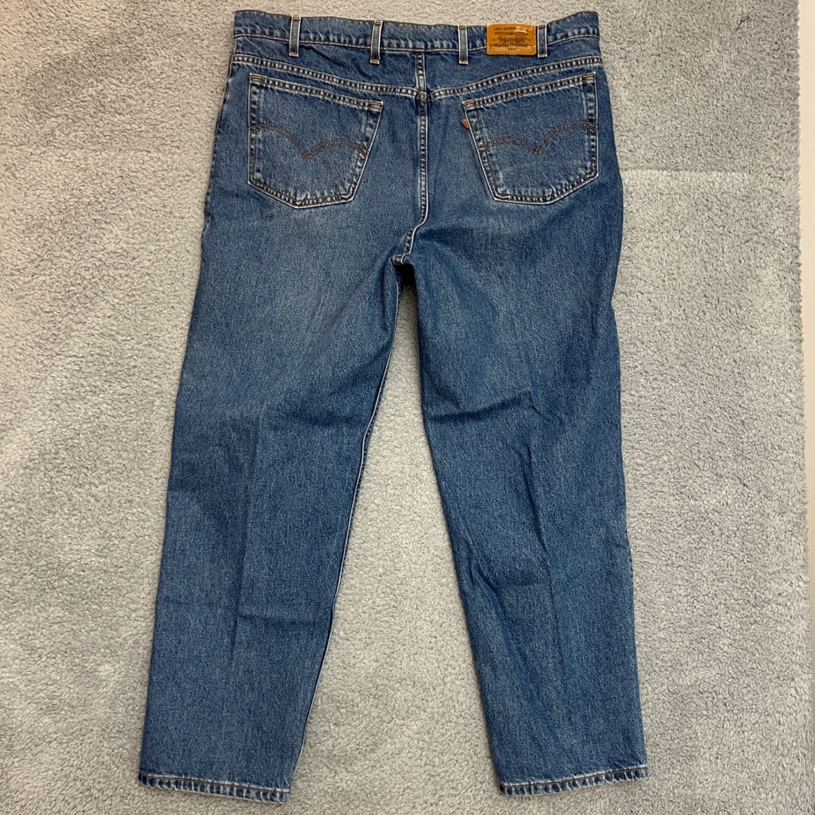 Levi 540 Jeans Mens 44×30 Blue Excellent Relaxed Fit Straight Leg Denim