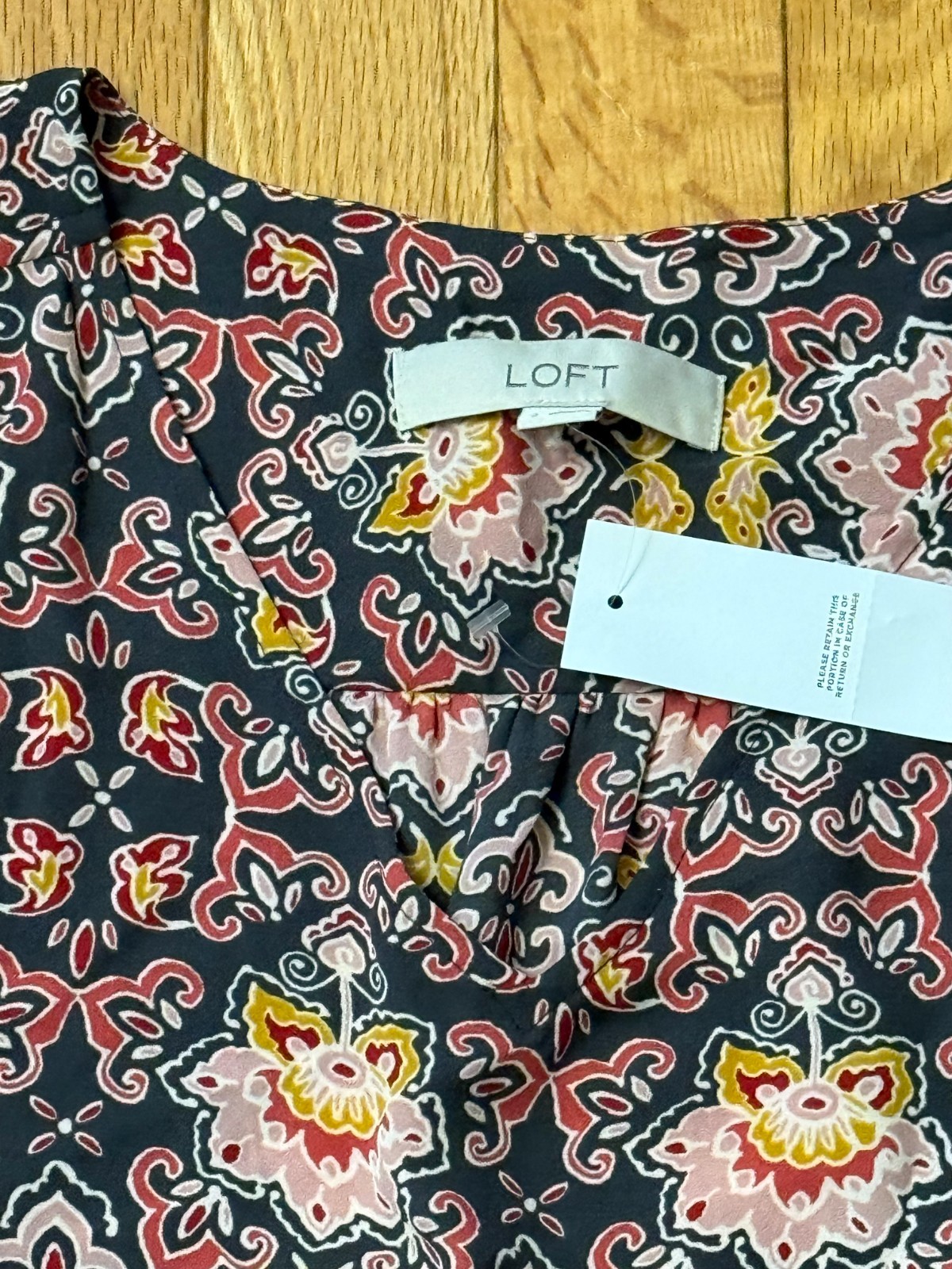 Loft Women’s Flutted Short Sleeve Pullover Blouse-Lightweight -Choice of Size