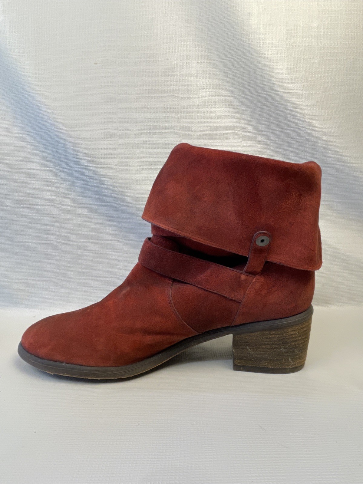 Donald J Pliner Moto Boot Size 10 M Mid Calf Distressed Red Suede Buckle Foldup