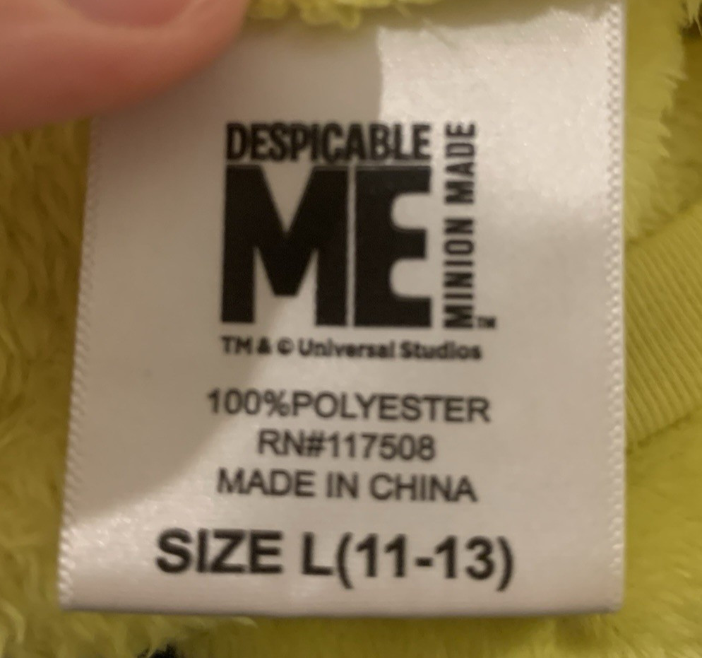 Despicable Me Minions Fuzzy Fleece Pullover Bright Yellow Junior’s Large (11-13)