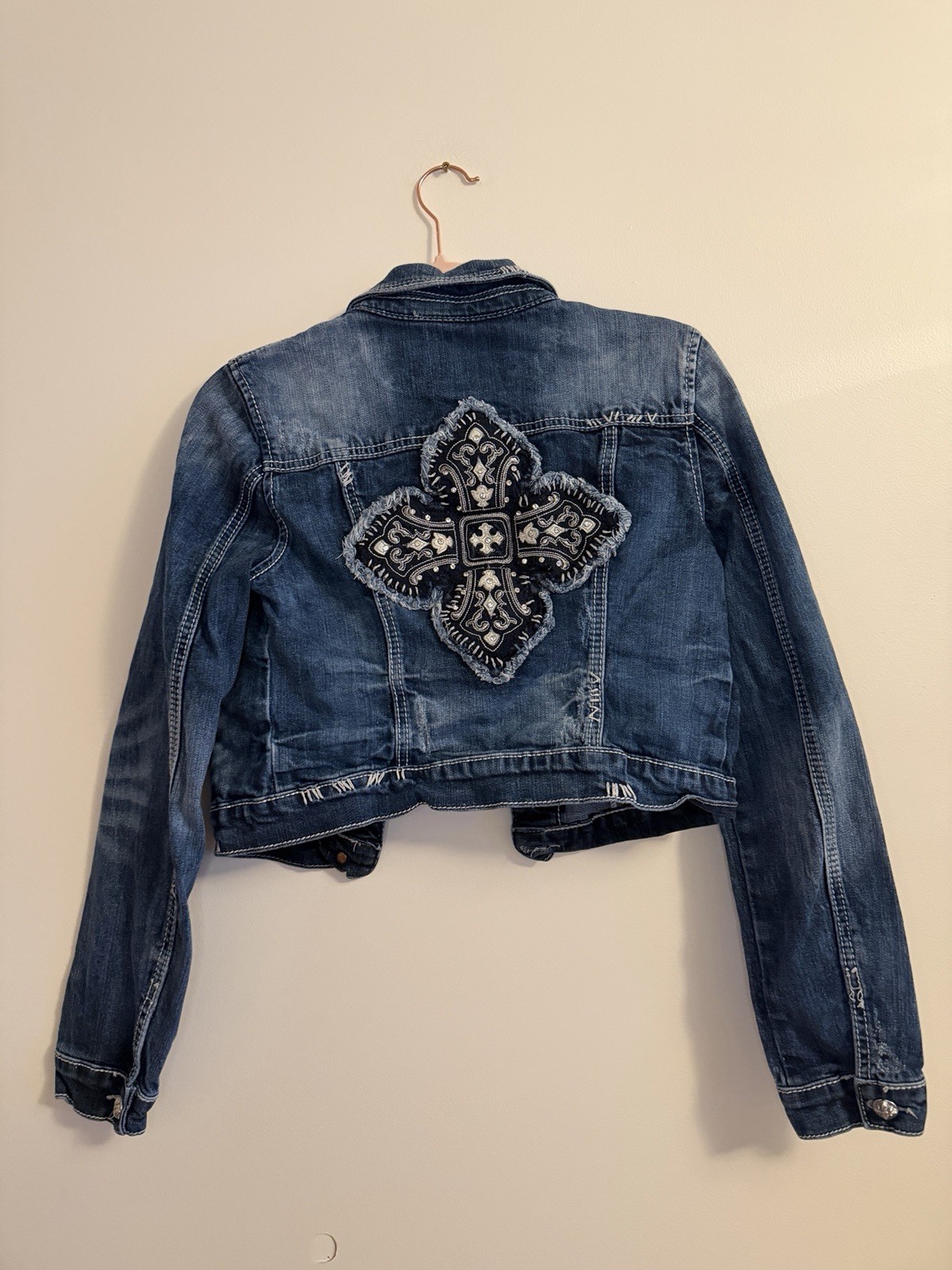 Miss Me Cropped Denim Jacket M JJ5812A Gothic Cross Fleur de Lis