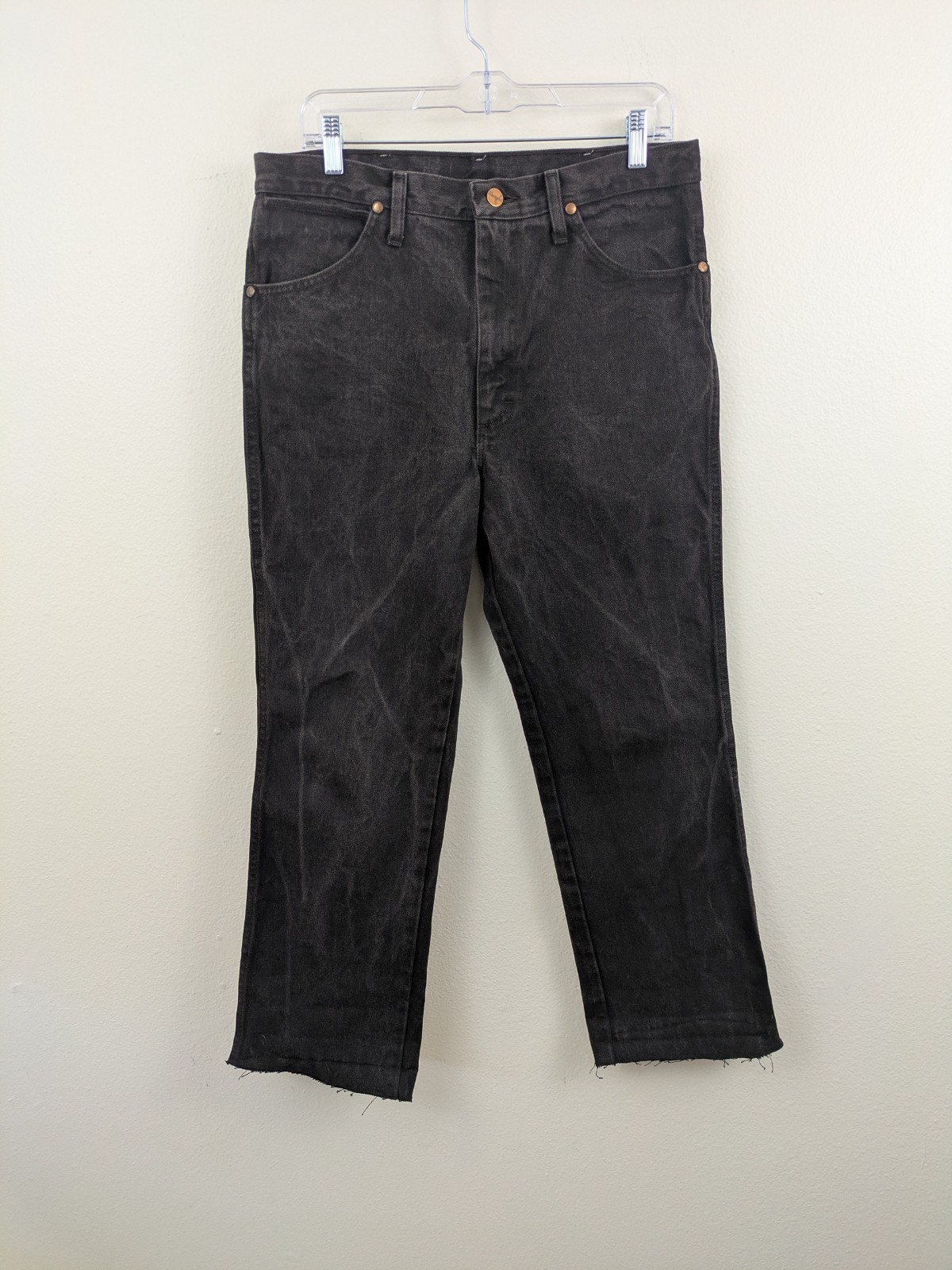 Wrangler Mens Black Jeans 33×26.5 Cut Edge Ankle Dustressed 100%cotton