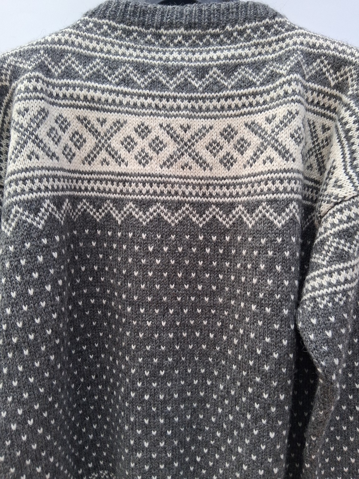Vintage Hand Knitted Norwegian Wool Cardigan 100% Wool Nordic Folk Knit Men’s L