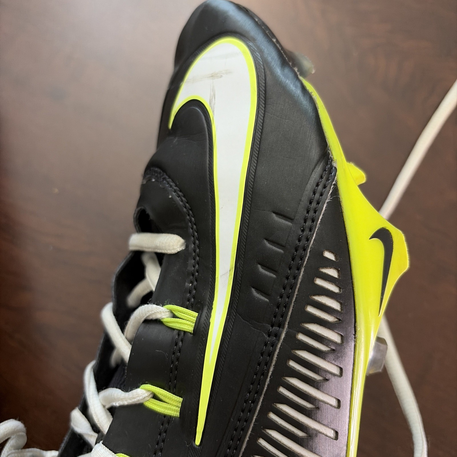 Nike Vapor Edge 360 VC “Black Volt” Men’s Size 11.5 Football Cleats
