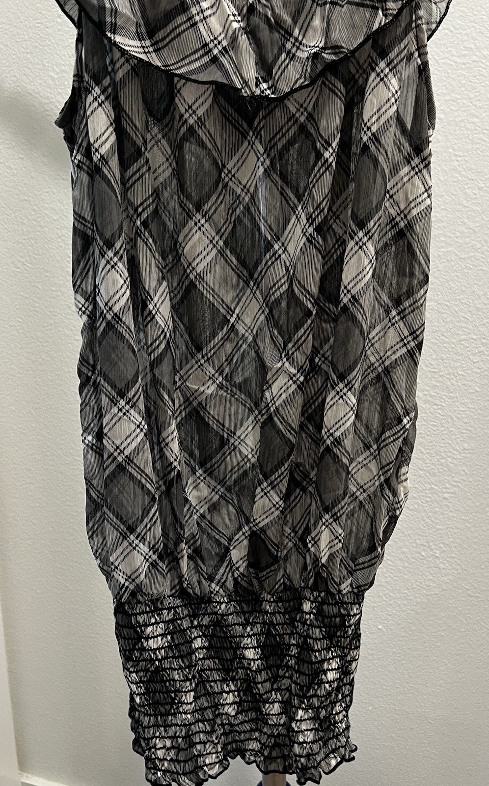 NWT Black White Plaid Blouse Sheer Chiffon Smocked Ruffle Top M