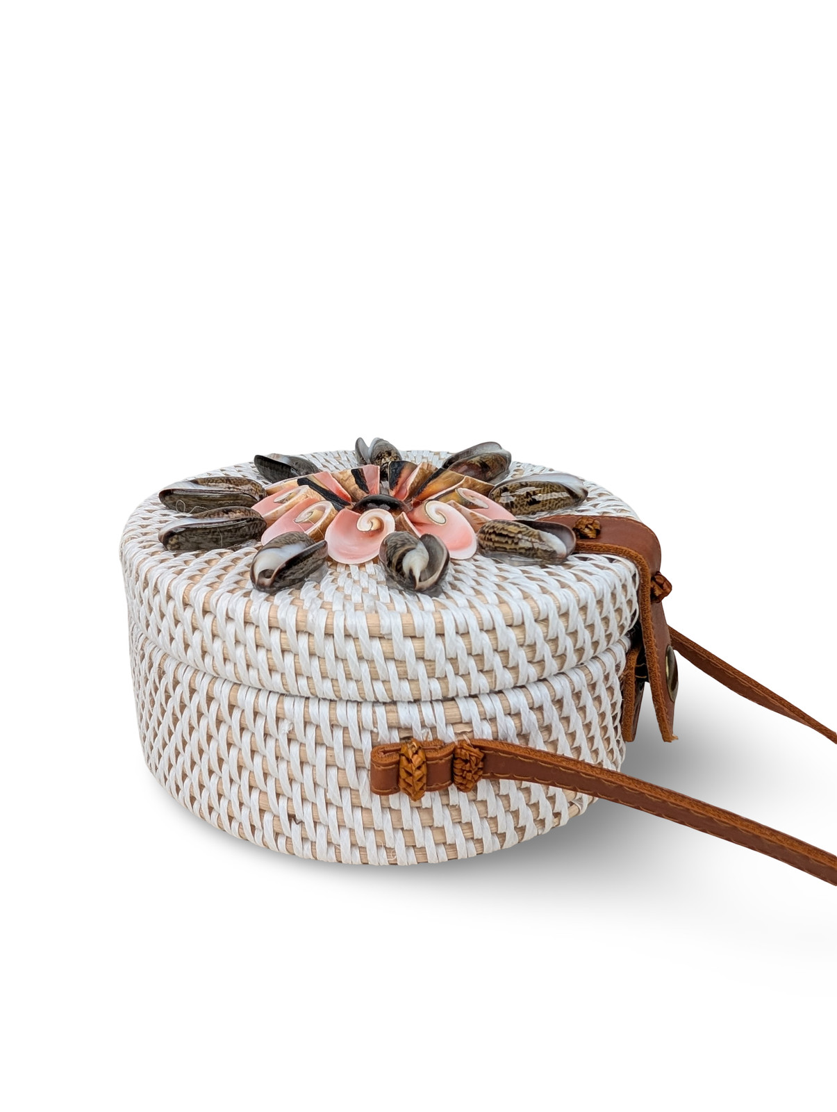 Wicker Crossbody Bag, Shell Floral Bag, Boho Beach Bag, Natural Shell Bag