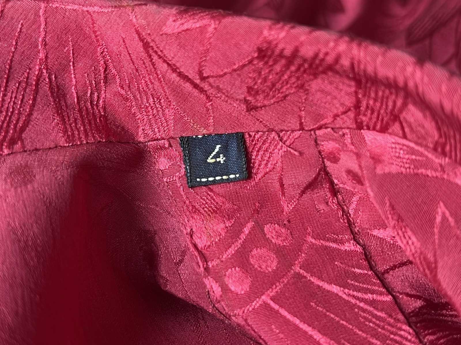 Emanuel Ungaro Vintage Silk Size 4 Button Down Red Italian Opalescent Buttons