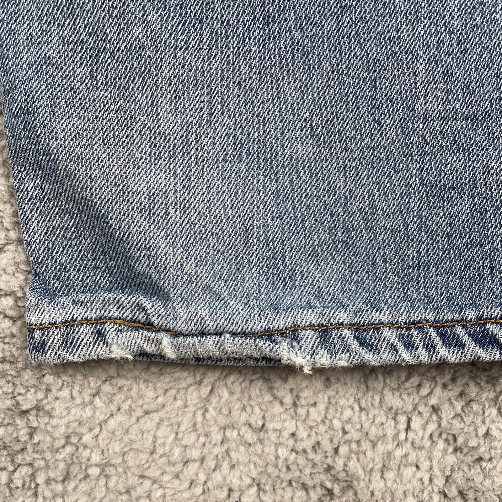 Vtg Levi’s 505 Denim Jeans Stone Washed Blue 36×29 Measures 35×28 EUC Y2K